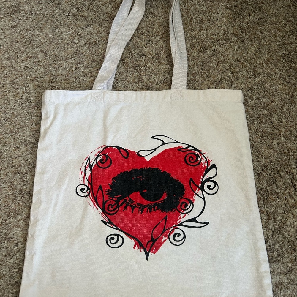 Artistic Heart Eye Tote Bag - Red and Black